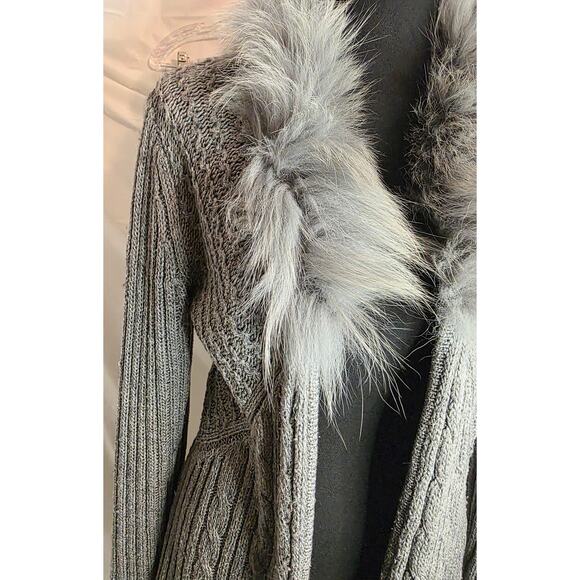 Milano Sweater Cardigan Faux Fur Collar Women's Size M Gray Wool Blend - Picture 2 of 8